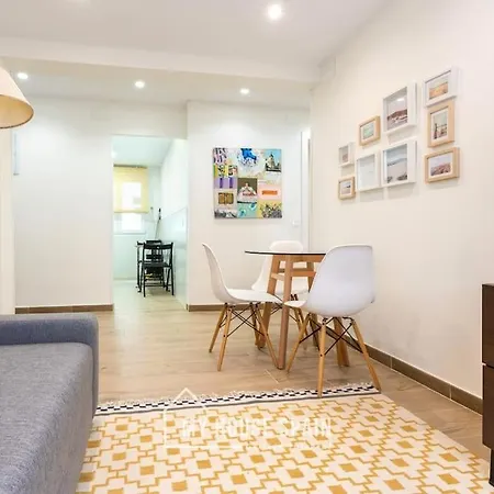 Myhousespain - En El Coto * גיחון